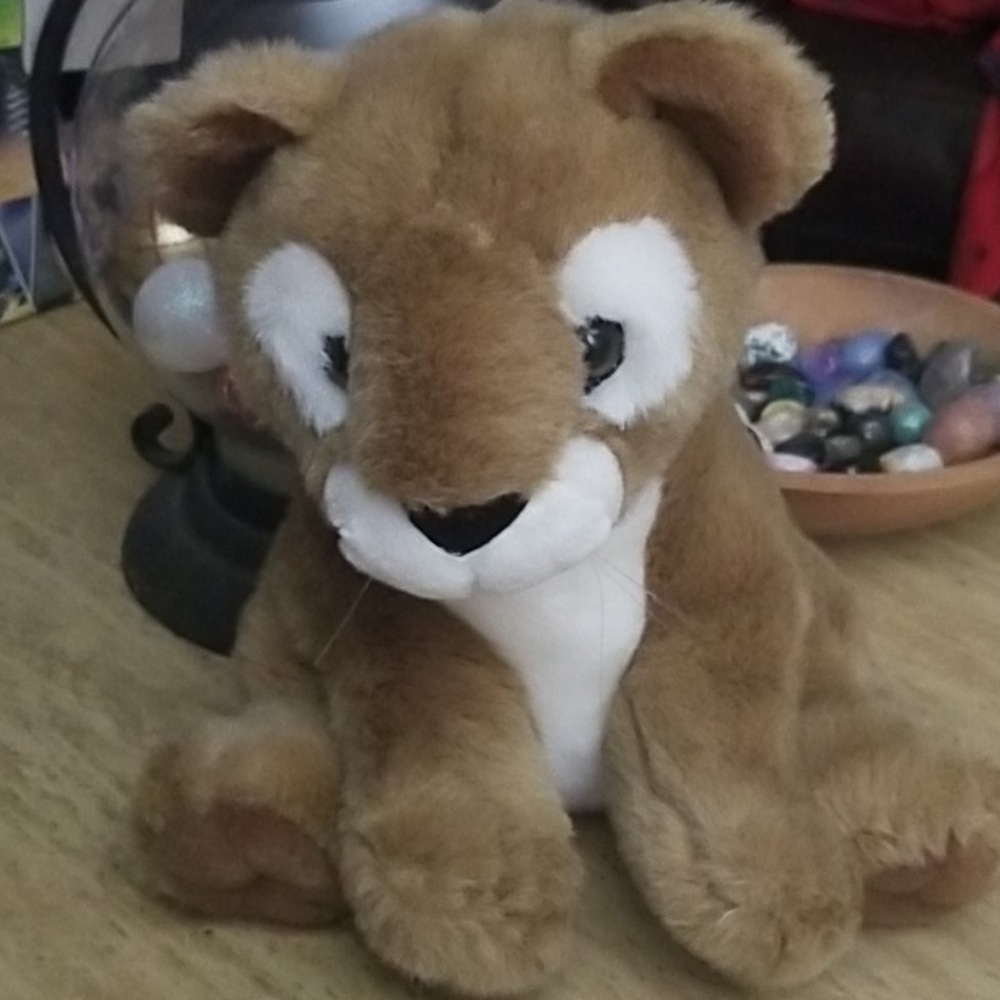 1992 Geoffrey Lion plush